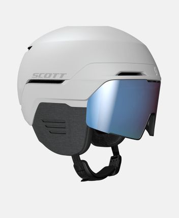 Ski helmet