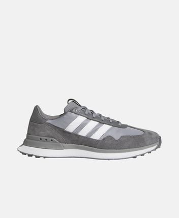 Golf shoes