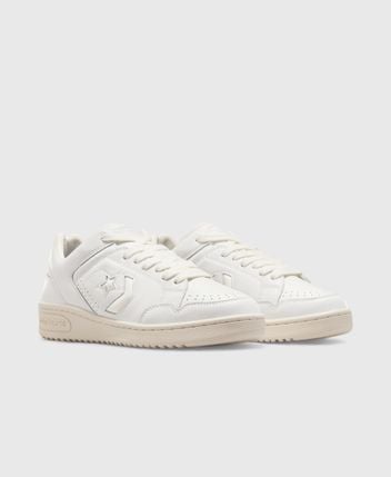 Sneakers Weapon