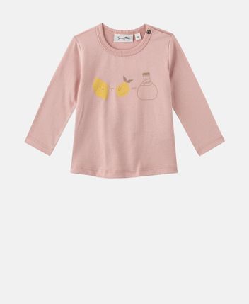 Long-sleeved top