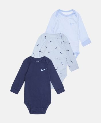 Bodies, pack of 3