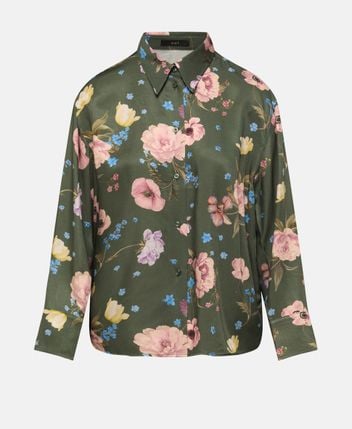 Long-sleeved blouse