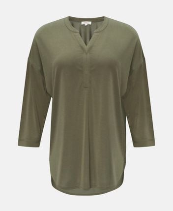 Long-sleeved top
