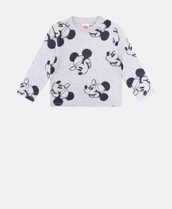 Long-sleeved top
