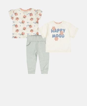 Set of T-shirts and trousers
