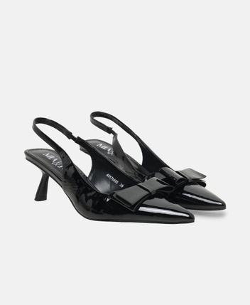 Slingback pumps