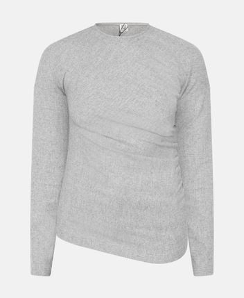 Long-sleeved top