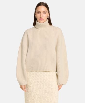 Long-sleeved jumper