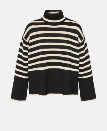 Long-sleeved jumper