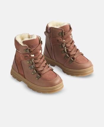 Winter boots