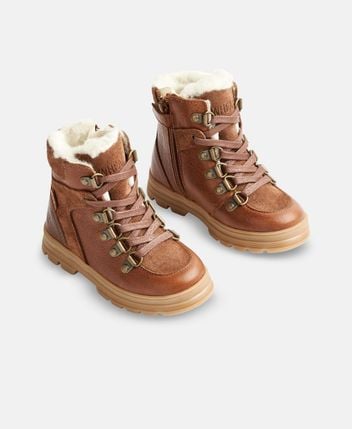Winter boots