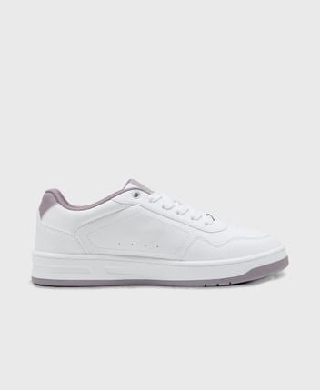 Sneakers Court Classy