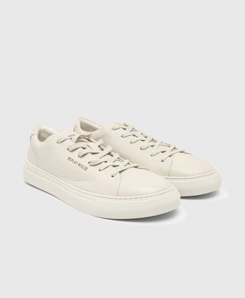 Sneakers Creep Action