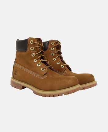 Lace-up boots