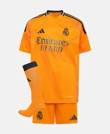 Jersey and shorts set