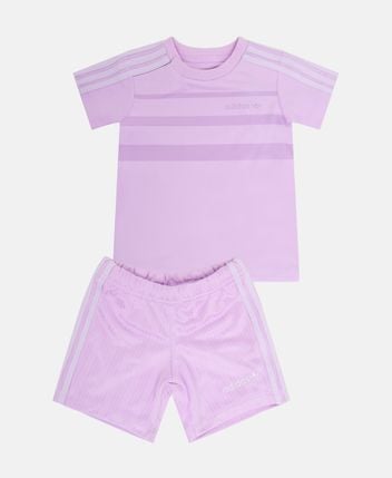 T-shirt and shorts set