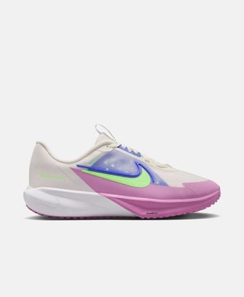 Running shoes Nike Sonic Fly