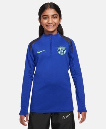 Long-sleeved top
