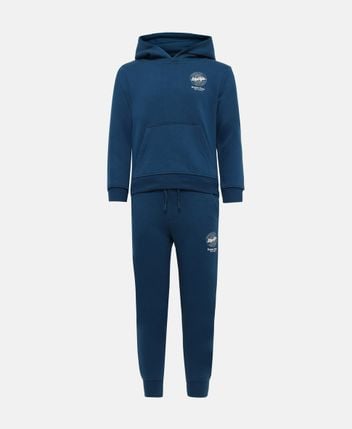 Track suit