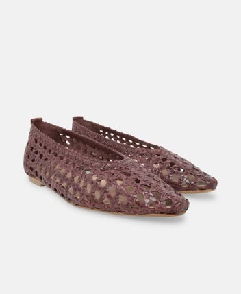 Ballet flats