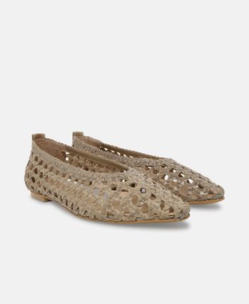 Ballet flats