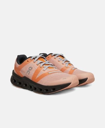 Running shoes Cloudgo