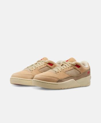 Sneakers Flight Court