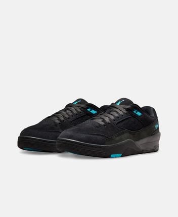 Sneakers Flight Court