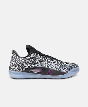 Basketball shoes Zion