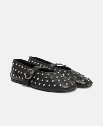 Ballerina flat with straps