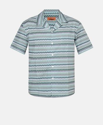 Short-sleeved shirt