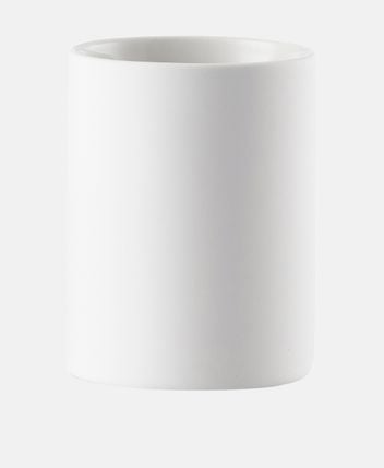 Toothbrush holder