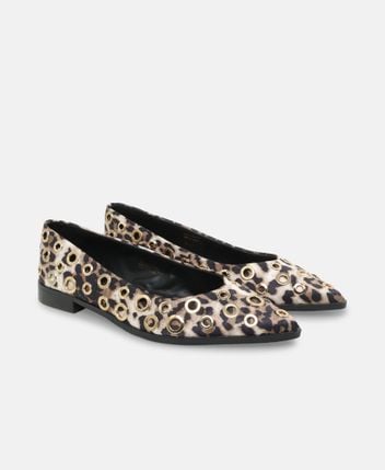Ballet flats
