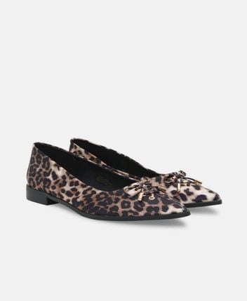 Ballet flats