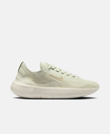 Training shoes Free 25