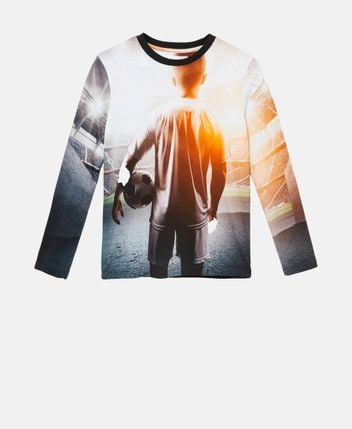 Long-sleeved top