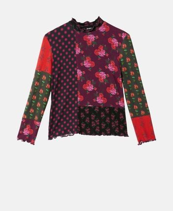 Long-sleeved top