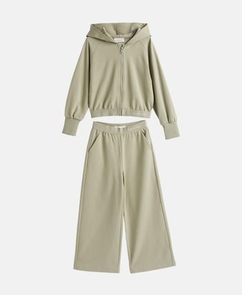 Jogging suit