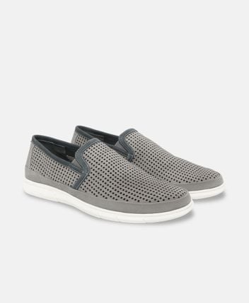 Slip-on sneakers