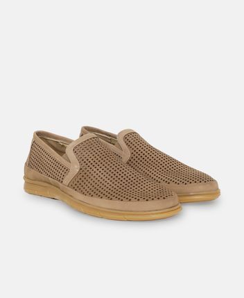 Slip-on sneakers