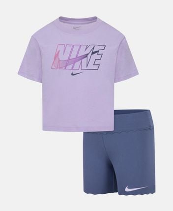 T-shirt and shorts set