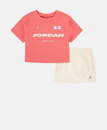 T-shirt and skirt set