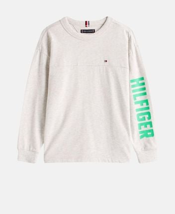 Long-sleeved top