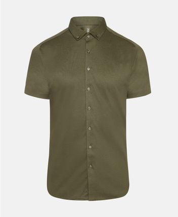 Short-sleeved shirt