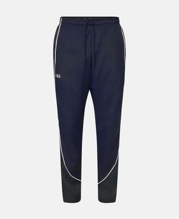 Training pants