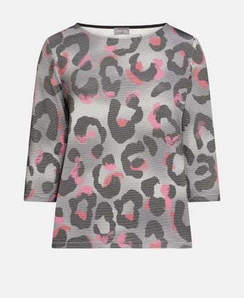 Long-sleeved top