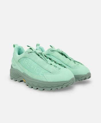 Sports shoes Montana