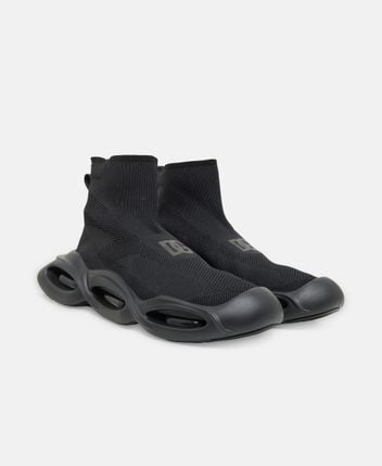 Slip-on sneakers