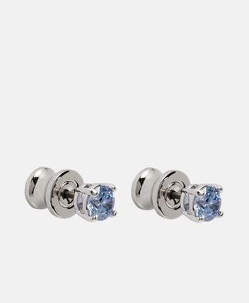 Earstuds