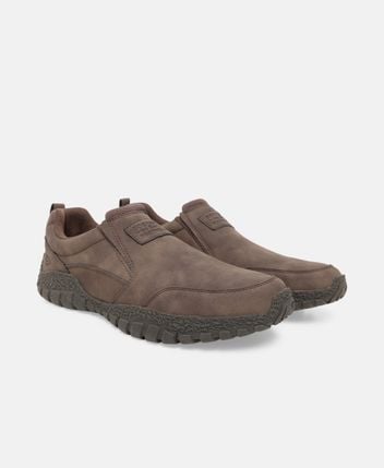 Slip-on sneakers